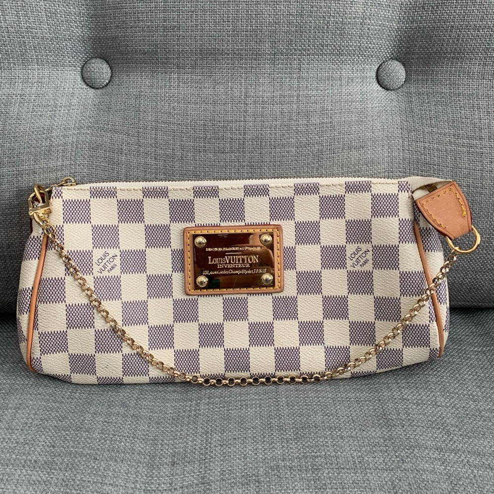 Gently used adorable look alike-real leather